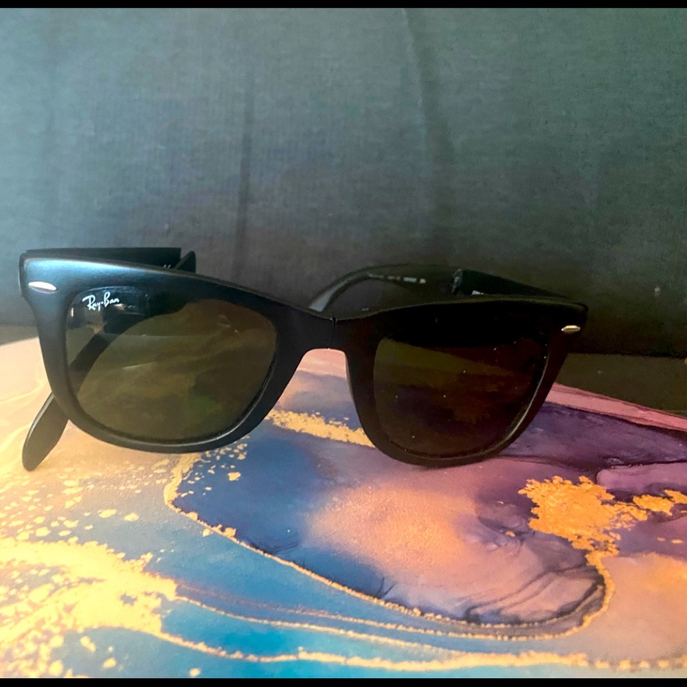 Foldable ray bans